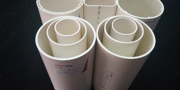 電線穿管時鐵管和PVC管的使用有（yǒu）區別和規範嗎