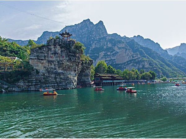 北京（jīng）十渡風景區項（xiàng）目修建與（yǔ）我司達成建（jiàn）築（zhù）管道供需戰略合作